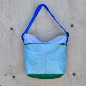 large zippered bag with outer pockets: REB/green/periwinkle (23-27)