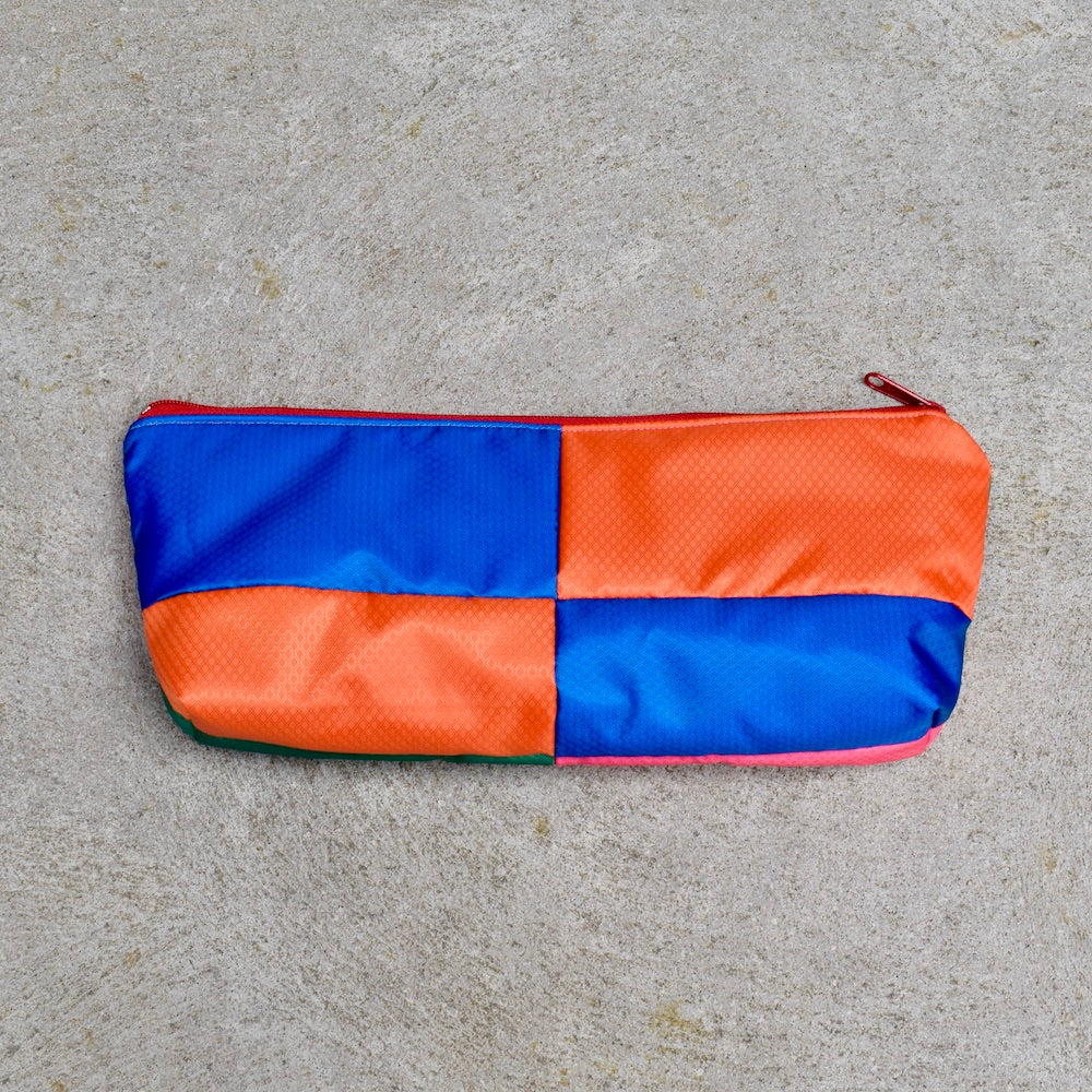 OBLONG zippered pouch: blue/orange/green/pink (24) EACH SIDE IS DIFFERENT!
