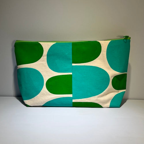 giant pouch