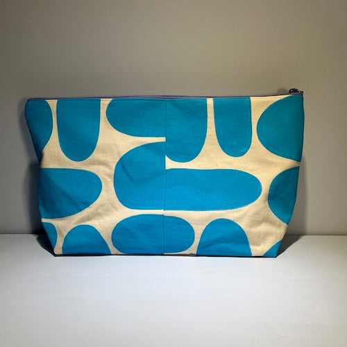 giant pouch
