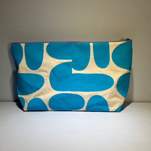 giant pouch