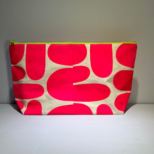 giant pouch