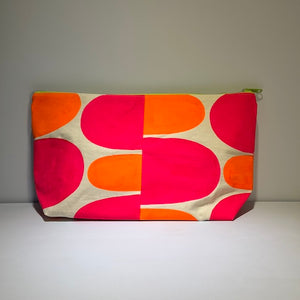 giant pouch