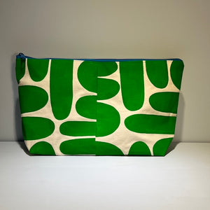 giant pouch