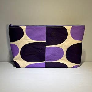 giant pouch
