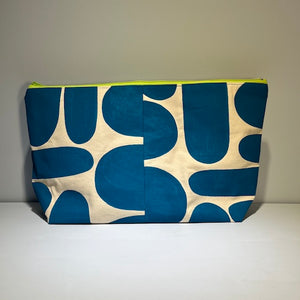 giant pouch