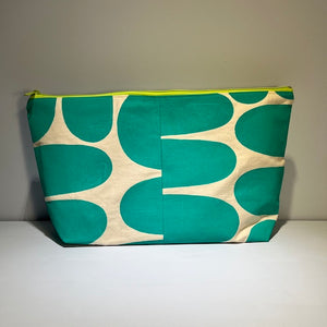 giant pouch