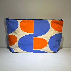 giant pouch