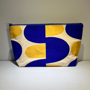 giant pouch