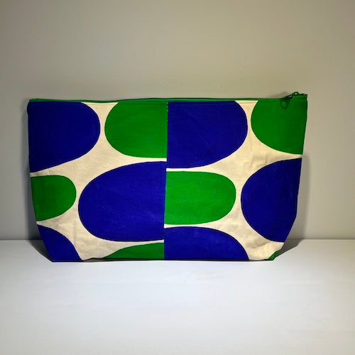 giant pouch