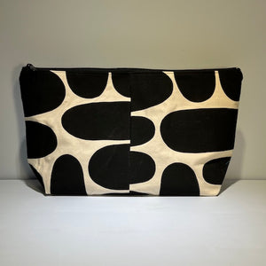 giant pouch