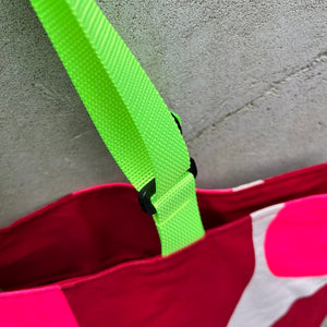 tote with adjustable handles