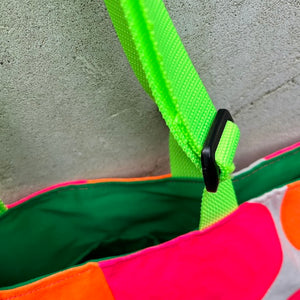 tote with adjustable handles