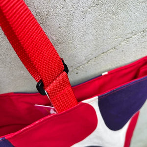tote with adjustable handles