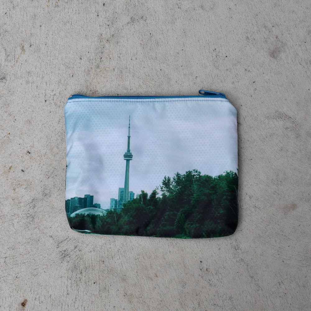 zippered pouch: toronto skyline SALE!
