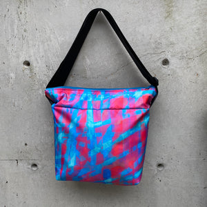 large zippered bag: abstract